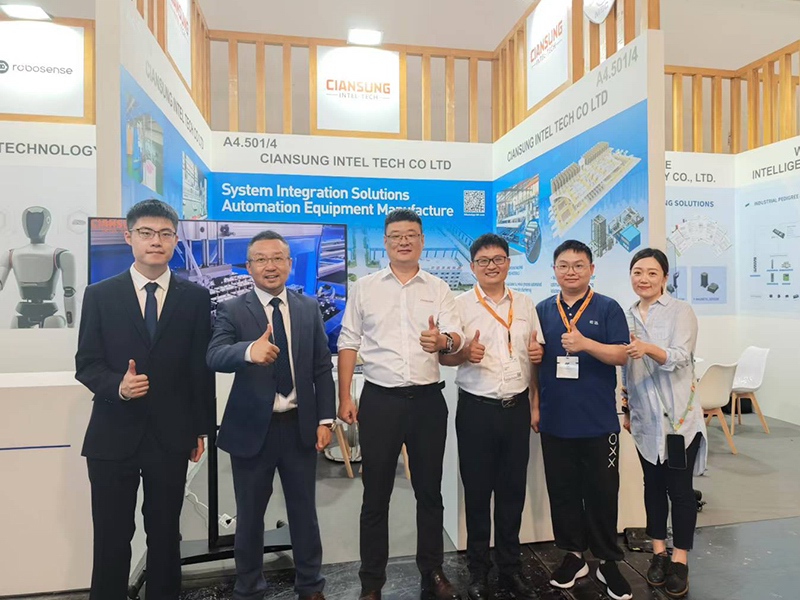BSport体育官网团队在德国慕尼黑机器人及自动化技术展览会