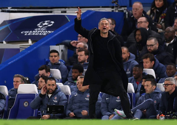 巴黎圣日耳曼双杀切尔西晋级欧冠八强，恩里克