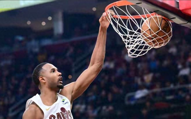 哈登36+7+9+2率队险胜公牛 莫布利两双稳守内线