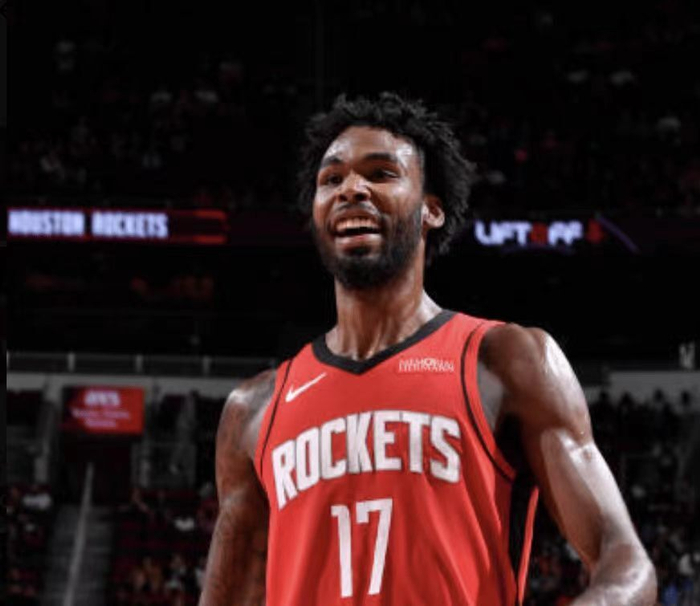 东契奇二级腿筋拉伤或缺席赛季 湖人休赛期引援